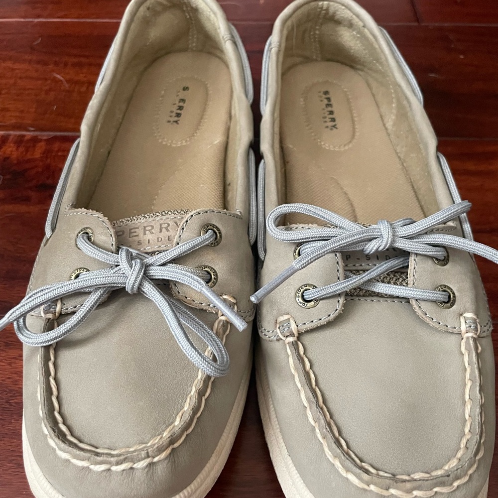 Sperry Women's Light Gray Loafers